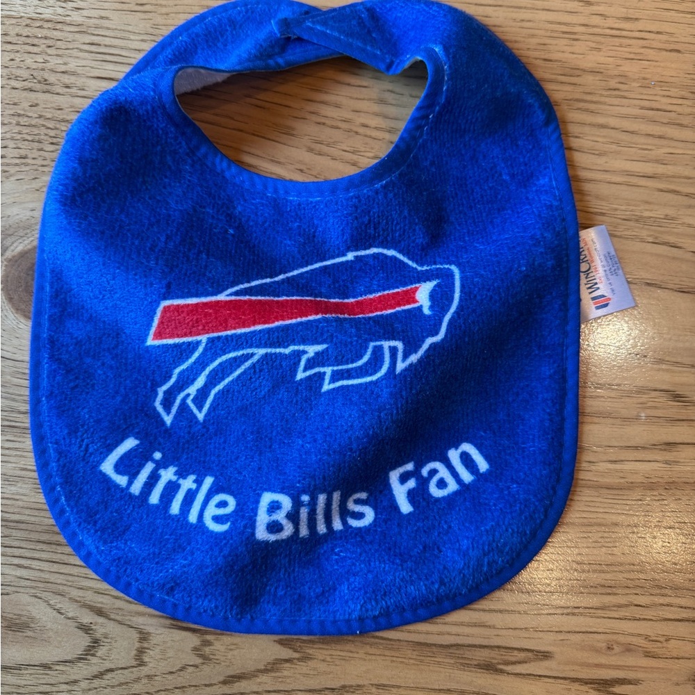 WinCraft Buffalo Bills "Little Fan" baby bib.